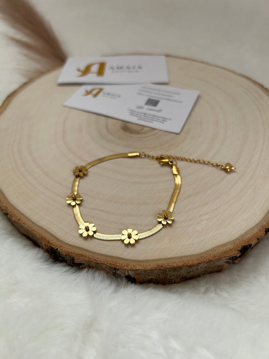 Gold blossom bracelets