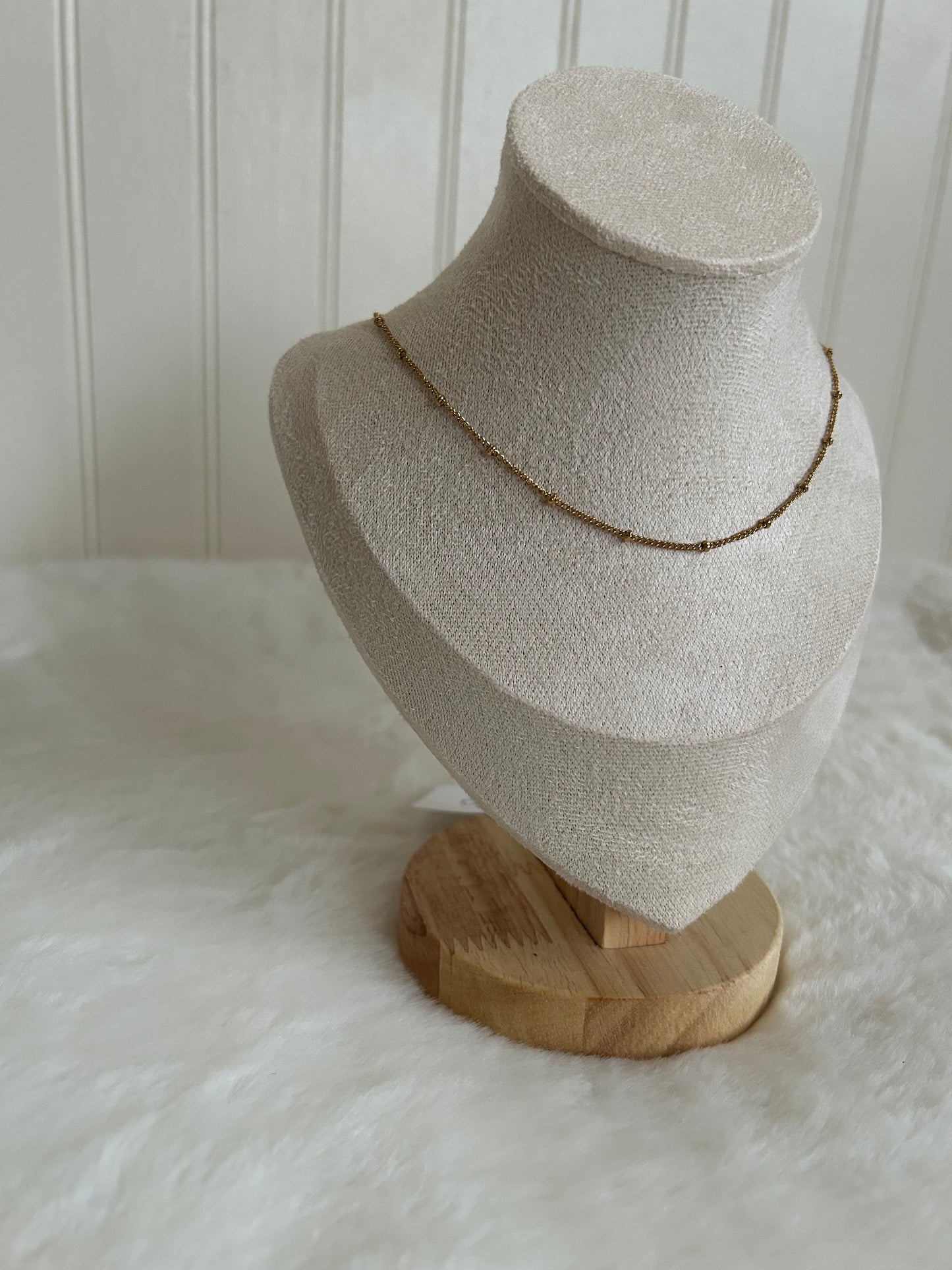 Minimalist necklace